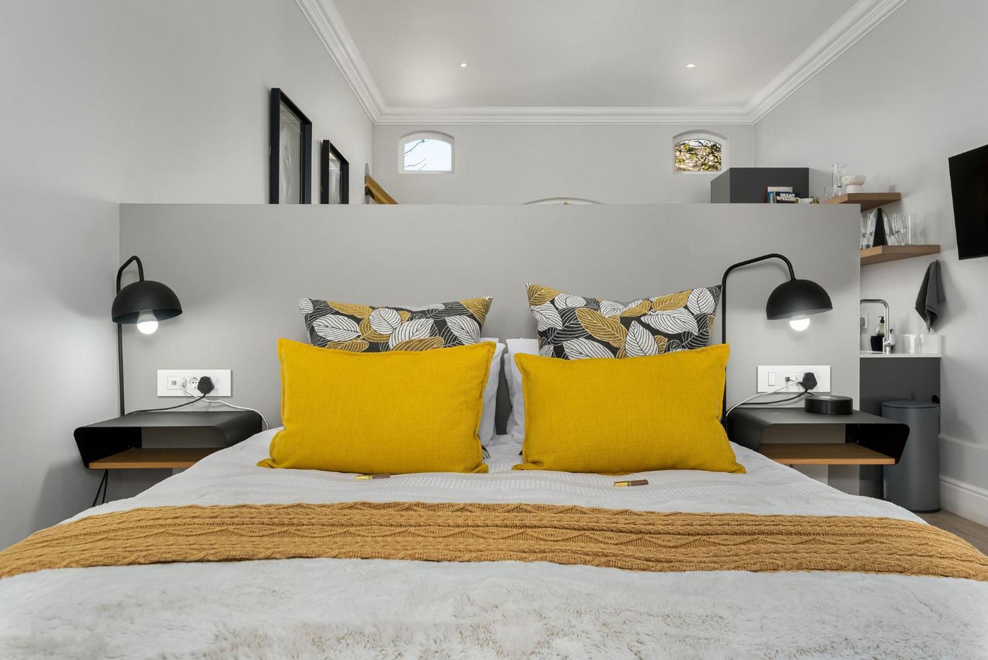Luxury Franschhoek Getaway Next To Winetram Exterior photo