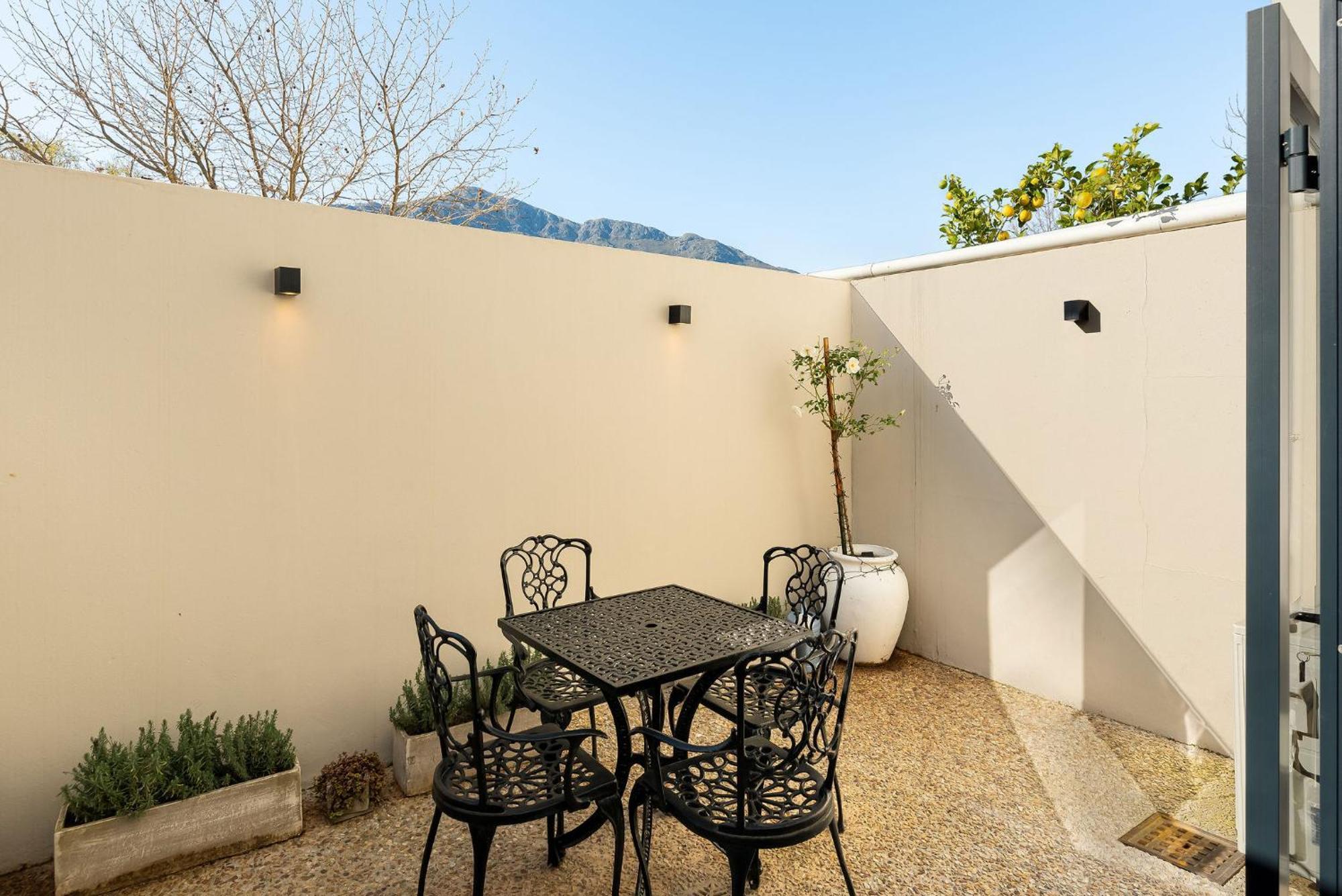 Luxury Franschhoek Getaway Next To Winetram Exterior photo