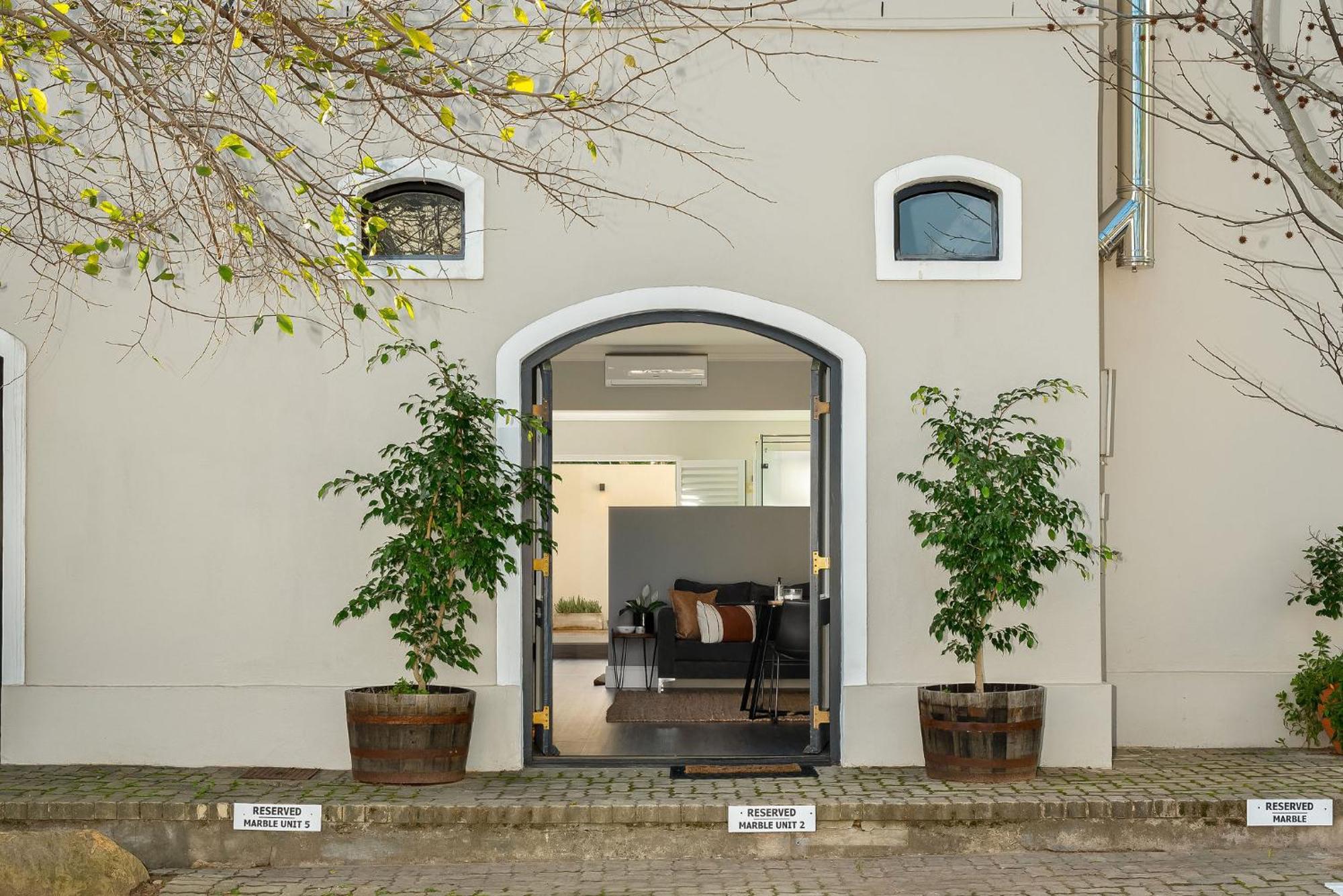 Luxury Franschhoek Getaway Next To Winetram Exterior photo